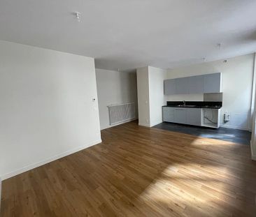 APPARTEMENT T3 A LOUER - Photo 2