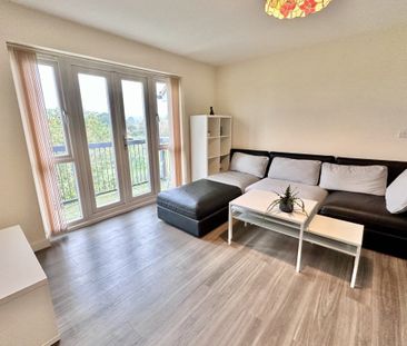 William Morris Close - Photo 1