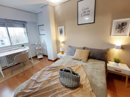 Calle de Beatriz de Bobadilla, Madrid, Community of Madrid 28040 - Photo 5