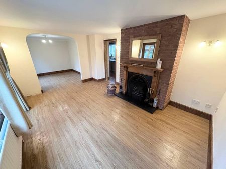 3 bedroom detached house to rent - Photo 2