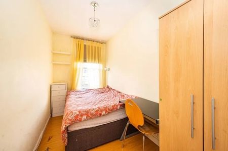 2 Bed Flat, Caledonian Road, N7 - Photo 3