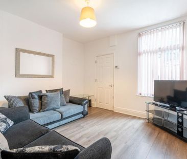 5 bedroom house to rent - Photo 1