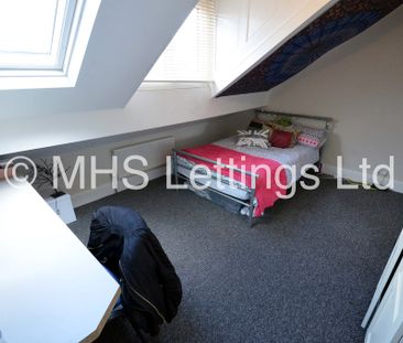 6 Bedroom Mid Terraced House for rent in Winfield Terrace - Photo 3