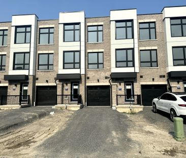 For Lease - 29 Bateson Street, Ajax, Ontario - Photo 5