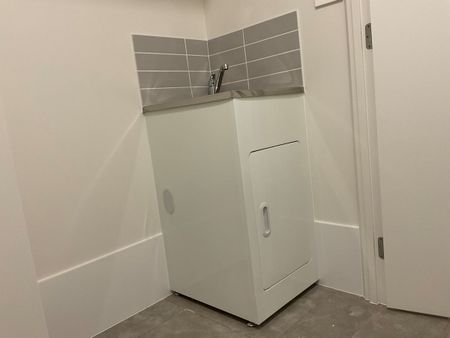 Neat & Tidy 2 bedroom Unit in Kootingal - Photo 4