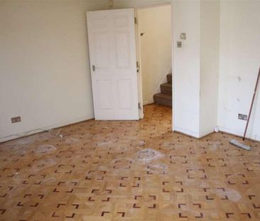 Ware Point Drive, London, SE28 - Photo 6