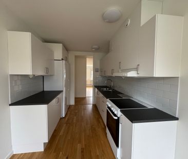 Dunderbacksvägen, Finspång - Photo 2
