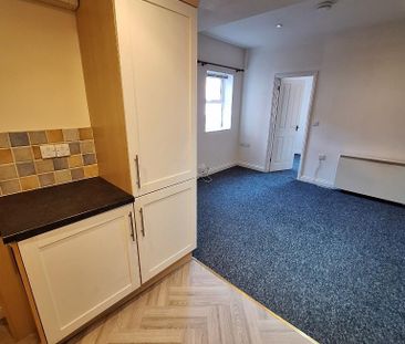 1 bedroom flat to rent - Photo 6