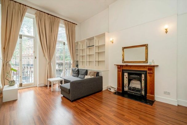 Nevern Square, Earls Court, SW5 - Photo 1