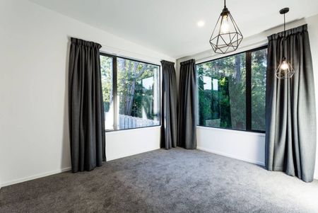 SAINT JAMES PLACE 6 | FAIRFIELD - Photo 4