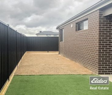 Beautiful Home – Ready for You to Move In! - Photo 6