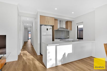 Live Smarter. Live Stylish. Live Here. - Photo 5