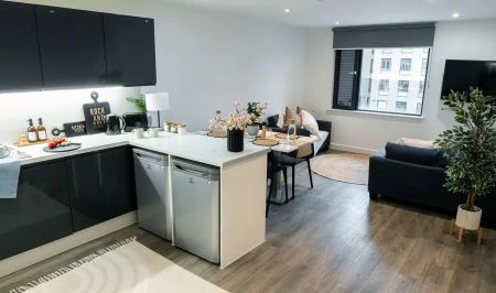 Club En-suite Cluster Room - Photo 2