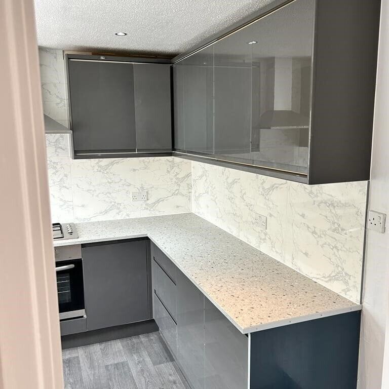 Mortlake Close - Photo 1