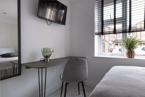 2 bedroom house to rent - Photo 1