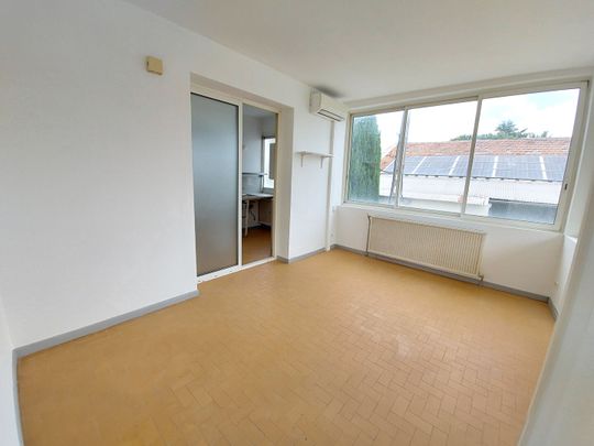 � louer ? Appartement T1 avec terrasse � Simiane, - Photo 1