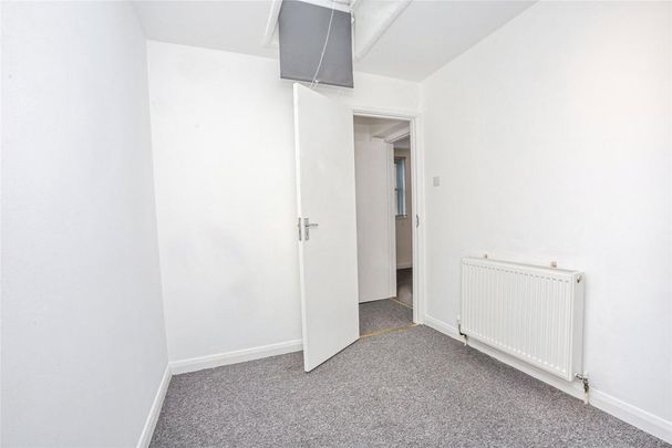 3 bedroom apartment to rent - Photo 1