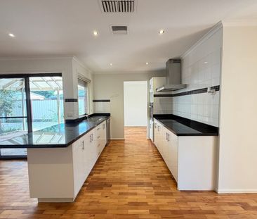 Effortless Family Living in a Peaceful Court Location - Photo 1