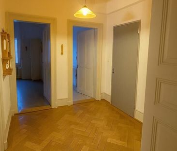 Spacious apartment in the heart of the old town of Porrentruy - Photo 5
