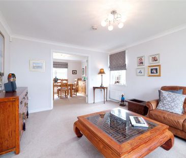 5 bedroom detached house to rent - Photo 1