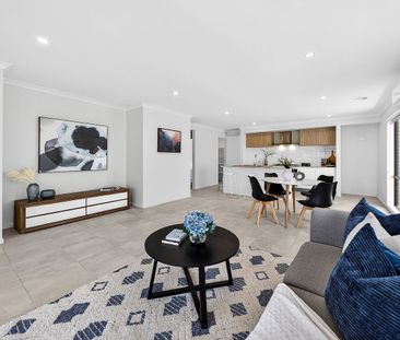 Well-Appointed Home in Sought-After Smith Park Estate!! - Photo 2