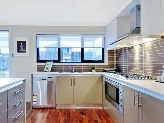 Register to Inspect // Contemporary Living with Indoor-Outdoor Appeal - Photo 1