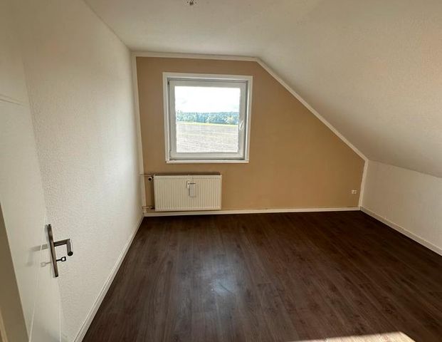 Schöne 2 Zimmer Dg Wohnung in Babenhausen - Photo 1