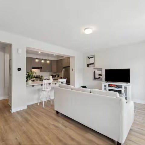 For Lease - 209 Anyolite Private, Barrhaven, Ontario - Photo 1