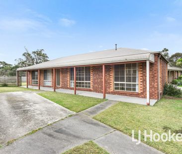 Spacious North Side Family Home - Photo 6