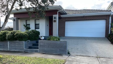 Modern Family Home at 8 Northfield Drive, Craigieburn - Photo 2