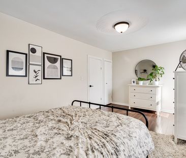 For Lease - 187 Oak Avenue, Hamilton, Ontario - Photo 2