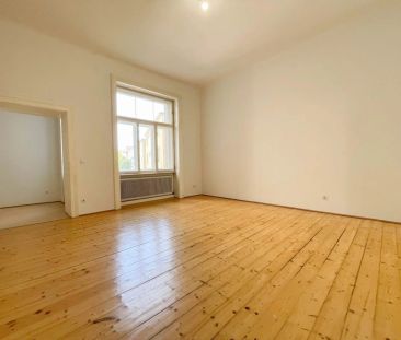 Großzügiger Altbau beim Haus des Meeres - unbefristet - Foto 1