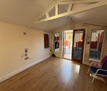 2 bedroom terraced house to rent - Photo 6