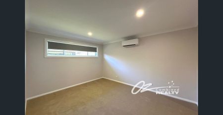 Stunning 4-Bedroom Brick Home - Photo 3