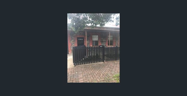 2 Bedroom Cottage - Photo 1