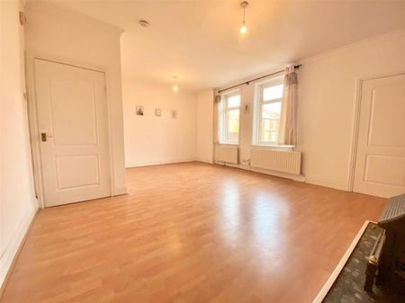 Oakfield Terrace, Pelaw, Gateshead - Photo 2