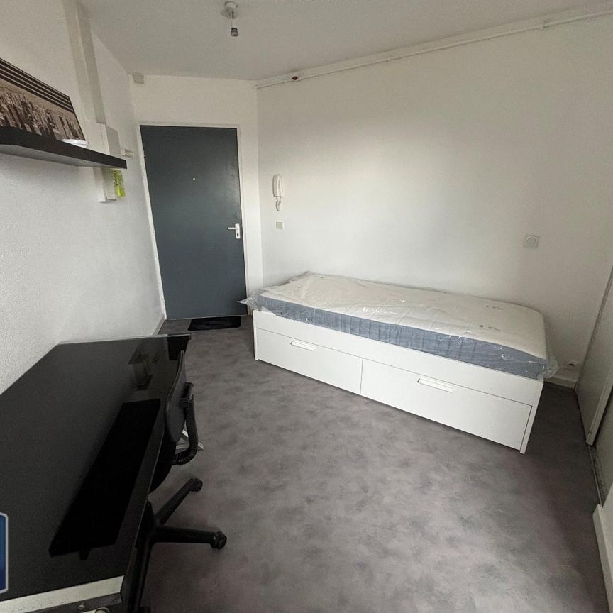 Location Appartement 1 pièce 18m² LE HAVRE 76600 - Photo 1