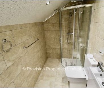 2 Bedroom Apartments in Leeds - Photo 3