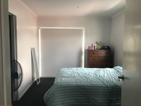 Fully Furnished Townhouse Unit - Hillcrest - Photo 3