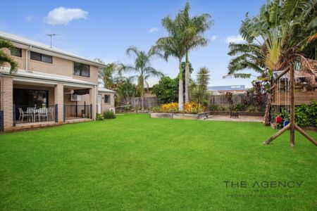 Spacious Two-Storey Family Home in Gracemere - Photo 5