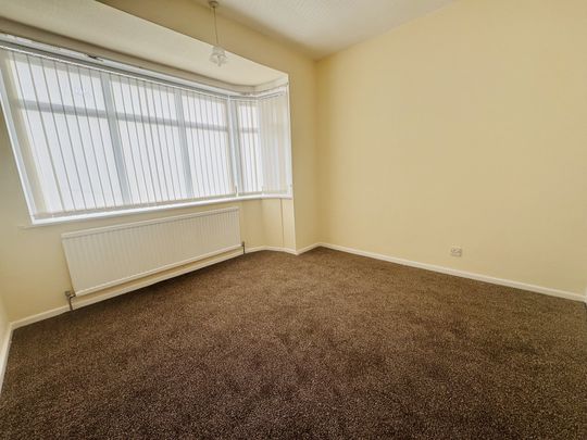 Thorncroft Road, Bradford - Photo 1