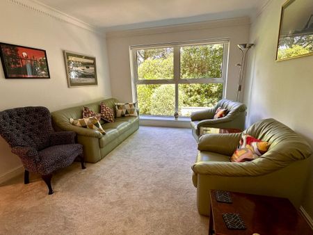 2 bed retirement property to rent in Canford Cliffs Road, Poole, BH13 - Photo 5