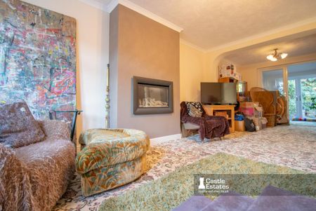 3 bedroom semi-detached house to rent - Photo 2