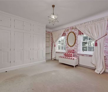 An elegant family home in a stunning secluded position, including a... - Photo 1