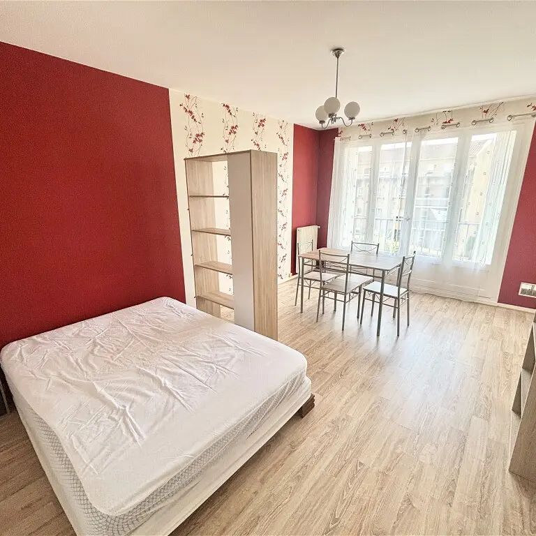 Location appartement 1 pièce - 27m² à Limoges (87000) - Photo 1