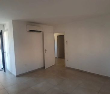 CANNES LA BOCCA 3 pièces VIDE -DERNIER ETAGE PISCINES - Photo 6