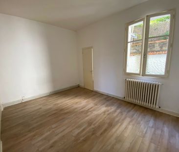 Location Appartement 2 pièces 40m² BORDEAUX 33000 - Photo 4