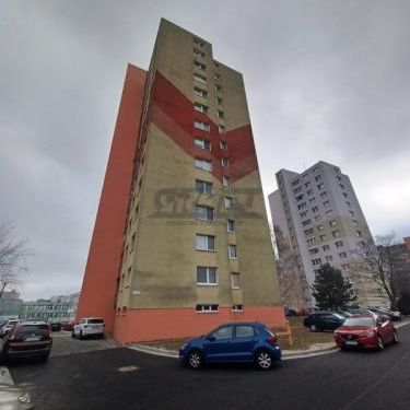 Na prenájom 1-izb. byt Nejedlého ul. – Dúbravka - Photo 1