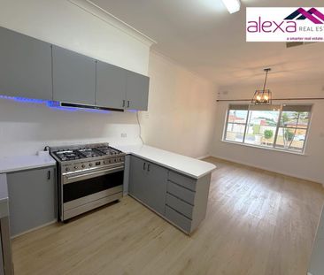 Charming 3-Bedroom Home on a Large Leafy Block - Photo 4