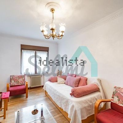 Alquiler de piso en Calle Juan Escalante de Mendoza - Photo 1